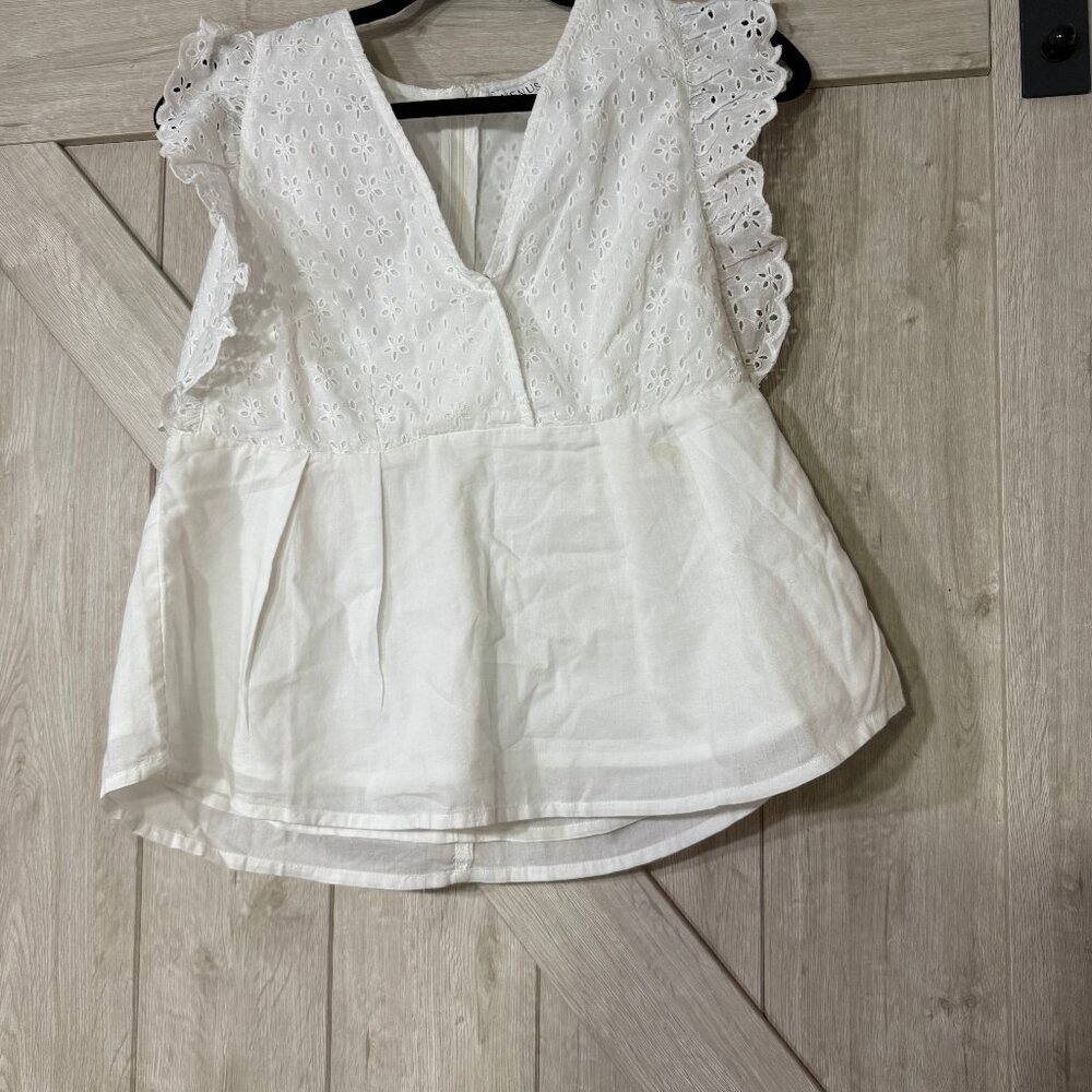 !! Brand New !! Paisley Venus Top